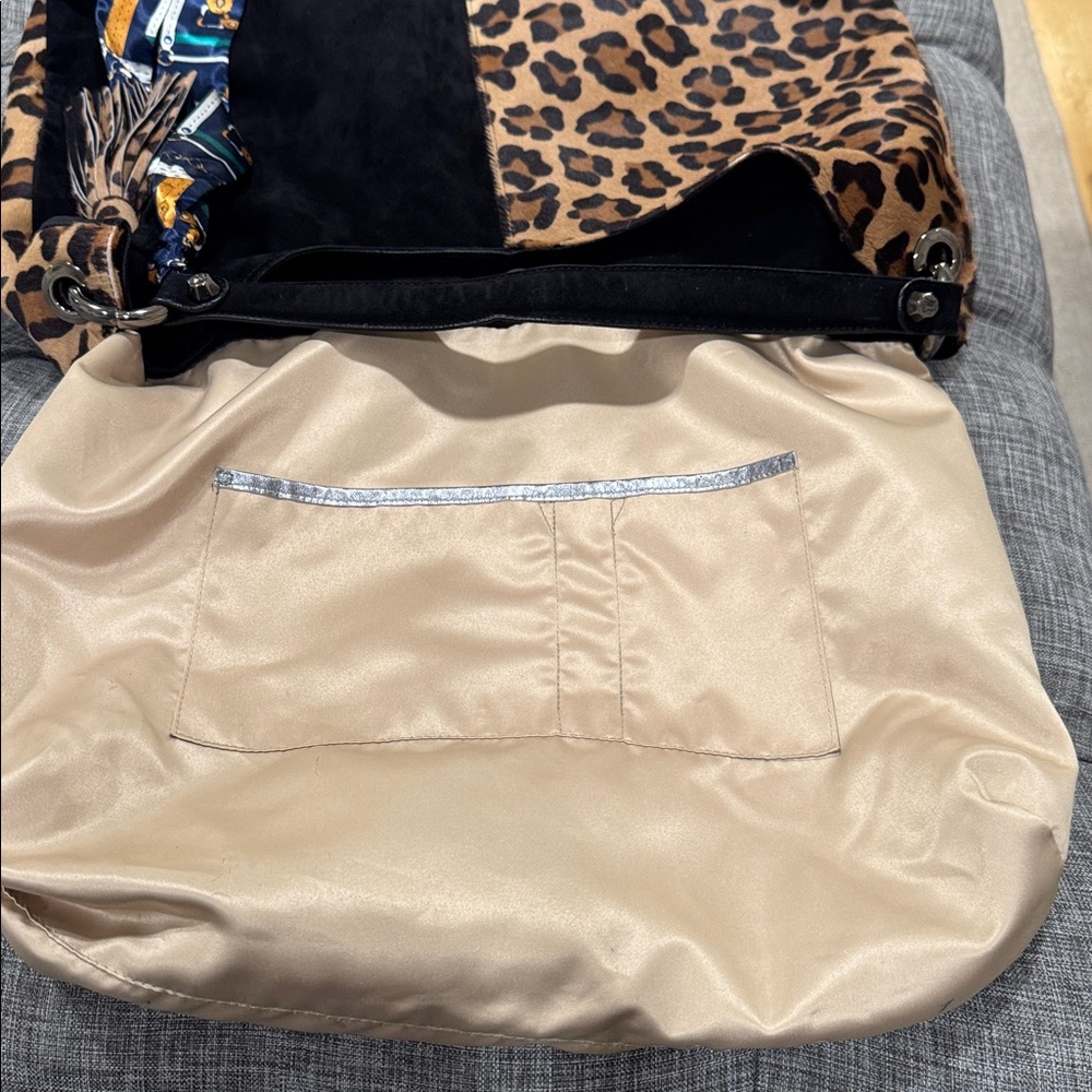 Stuart Weitzman Bag Calf Hair Leopard Print and Black Suede Large Hobo - Picture 15 of 17